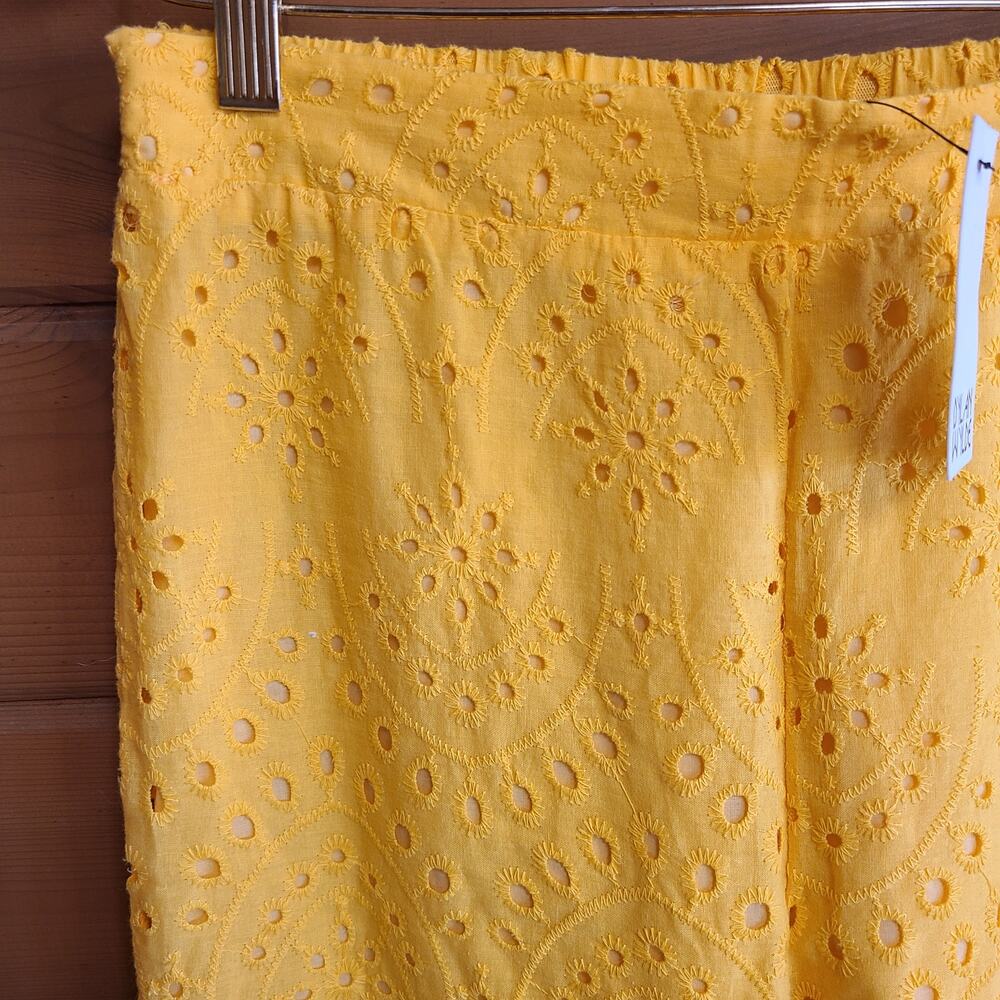 Lalavon Eyelet Pant NWT S Yellow Cropped Cottagecore Coastal Preppy Boho Preppy - Picture 5 of 6